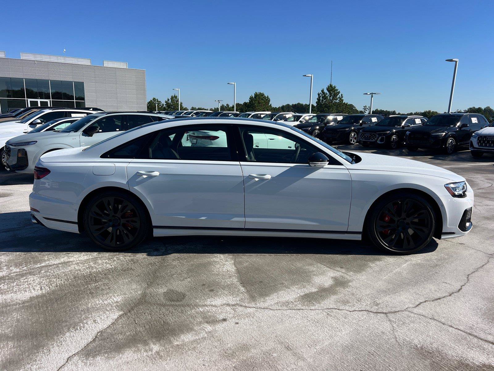 New 2027 Audi S8 AWD/4WD image 4