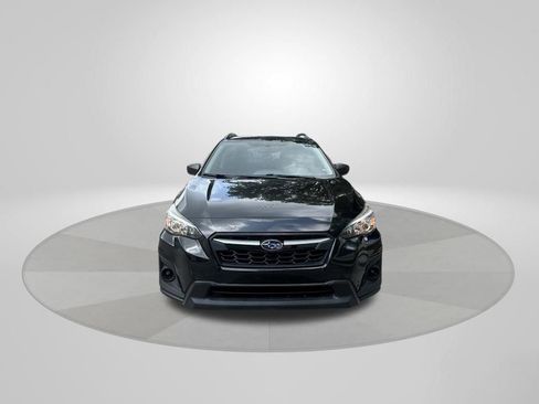 Used 2019 Subaru Crosstrek 2.0i AWD/4WD image 2