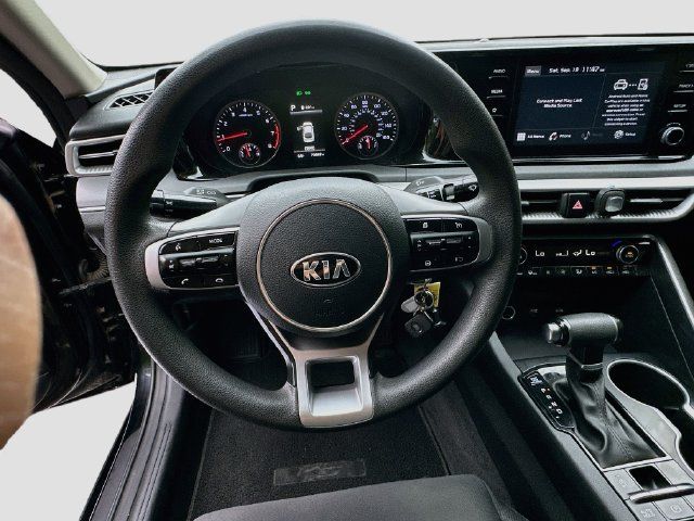 Used 2021 Kia K5 LX FWD image 12