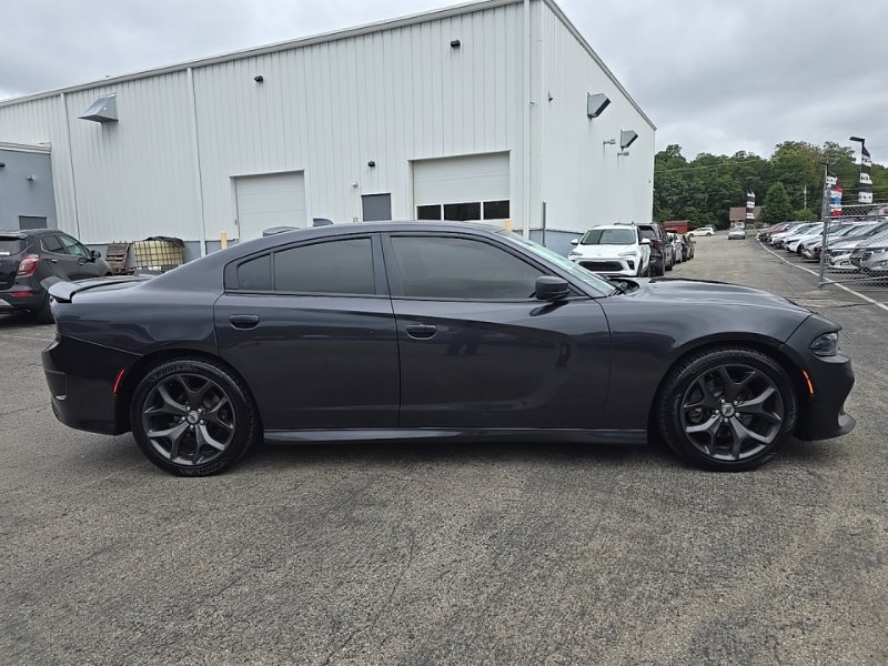 Used 2019 Dodge Charger R/T RWD image 9