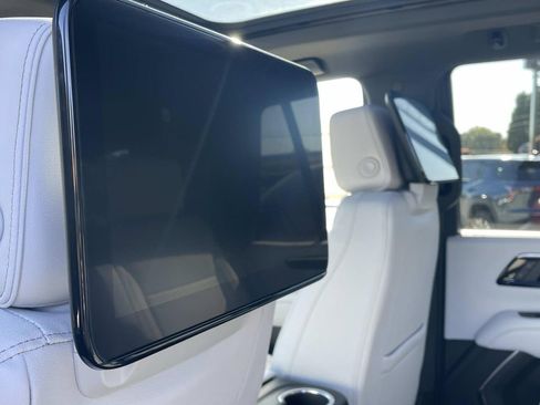 New 2026 Chevrolet Tahoe Premier image 15