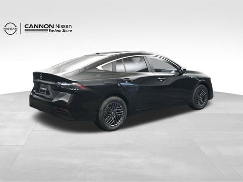 New 2026 Nissan Sentra SV image 5