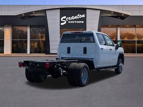 New 2026 GMC Sierra 3500 Pro w/ Convenience Package AWD/4WD image 5