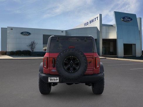 New 2025 Ford Bronco Badlands image 6