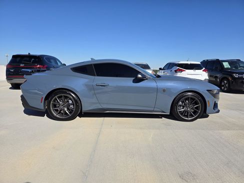 Used 2024 Ford Mustang Dark Horse image 5
