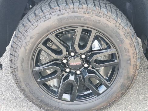 New 2026 GMC Sierra 1500 Pro w/ Graphite Edition AWD/4WD image 6