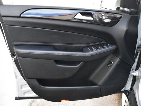 Used 2019 Mercedes-Benz GLS 450 4MATIC w/ Premium 1 Package image 15