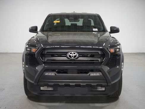 Certified 2024 Toyota Tacoma SR5 image 2