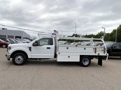 Used 2022 Ford F350 XL w/ Power Equipment Group RWD image 7
