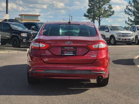 Used 2013 Ford Fusion SE FWD image 5
