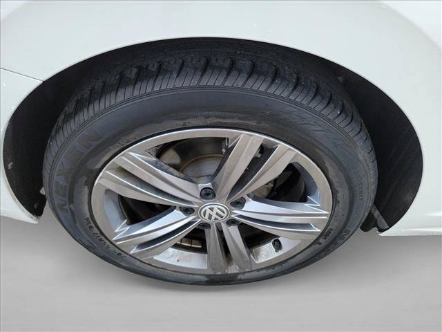 Used 2020 Volkswagen Jetta R-Line FWD image 13