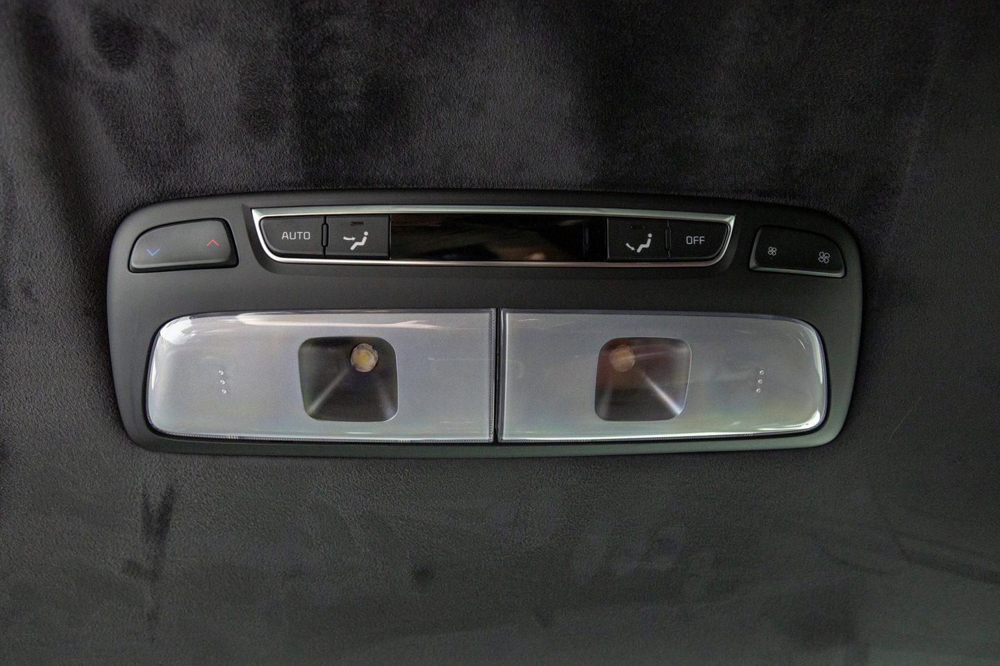 Used 2025 Kia Telluride SX Prestige AWD/4WD image 32