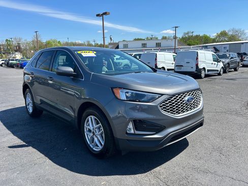 Used 2023 Ford Edge SEL w/ Convenience Package AWD/4WD image 22
