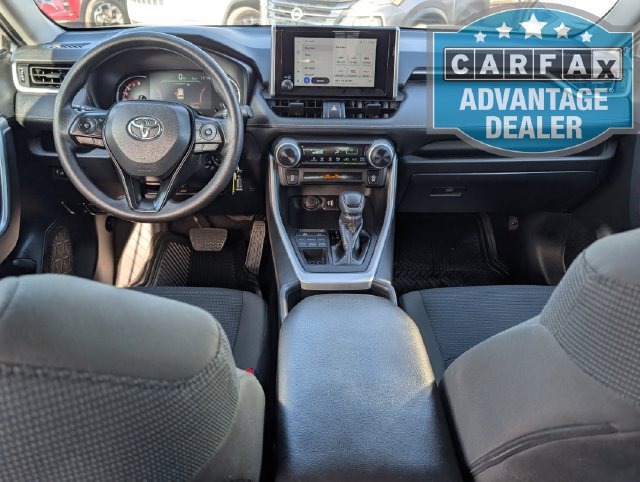 Used 2025 Toyota RAV4 LE AWD/4WD image 15