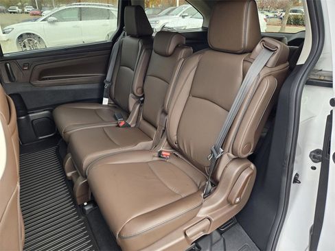 New 2026 Honda Odyssey Touring image 10