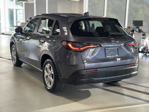 Used 2023 Honda HR-V LX image 6