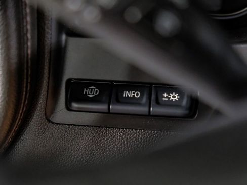 Used 2023 GMC Sierra 3500 Denali w/ Denali Ultimate Package image 27