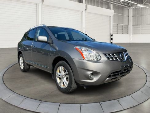 Used 2013 Nissan Rogue SV AWD/4WD image 1