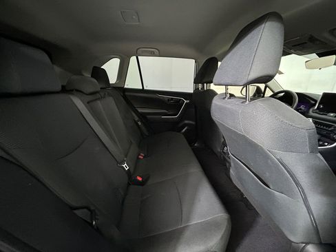 Used 2024 Toyota RAV4 LE image 17