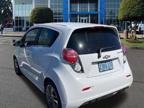 Used 2016 Chevrolet Spark LT image 18