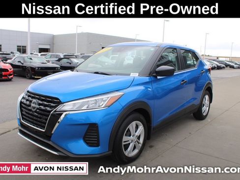 Certified 2025 Nissan Kicks Play S FWD image 3