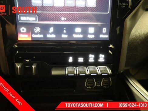 Used 2023 RAM 1500 Laramie AWD/4WD image 17
