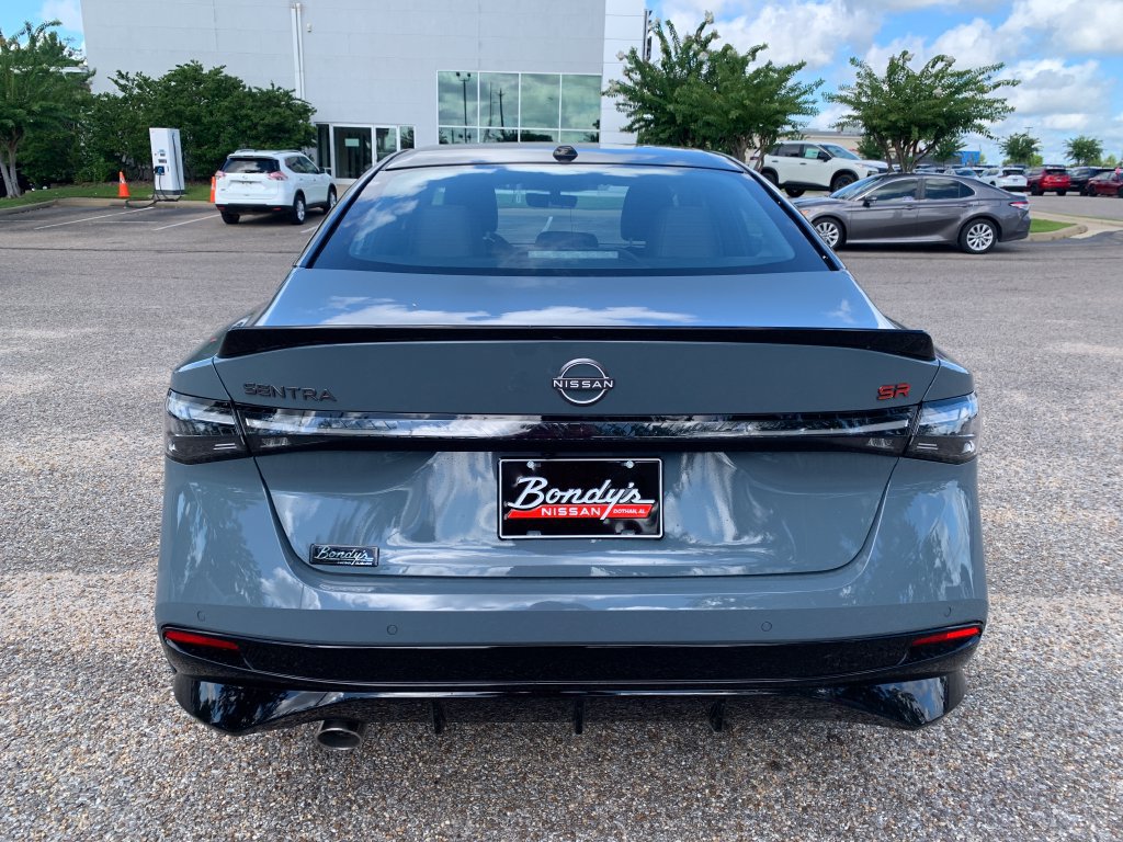 New 2026 Nissan Sentra SR w/ SR Premium Package FWD image 4