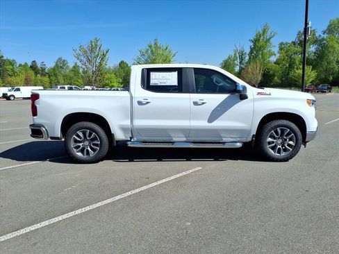 New 2026 Chevrolet Silverado 1500 LT image 26