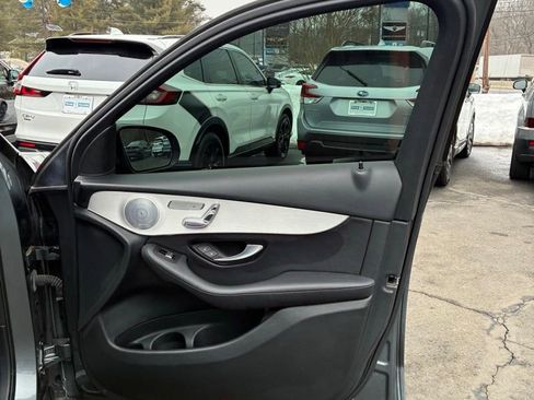 Used 2019 Mercedes-Benz GLC 300 4MATIC image 50