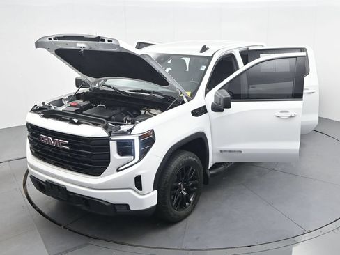 Used 2024 GMC Sierra 1500 Elevation AWD/4WD image 39