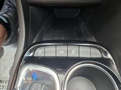 Used 2021 Buick Encore GX Select FWD image 28