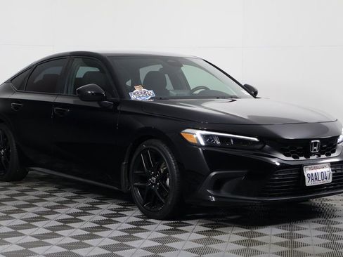 Used 2022 Honda Civic Sport image 3