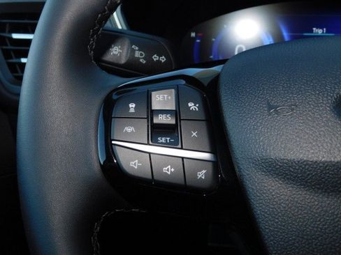 Used 2022 Ford Escape SEL w/ Technology Package image 23