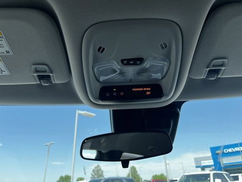 New 2025 Chevrolet TrailBlazer LT w/ LT Cold Weather Package image 18