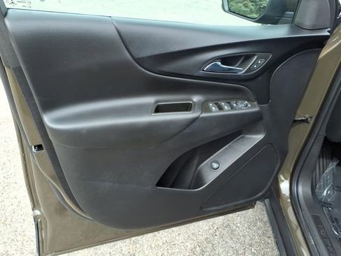 Certified 2023 Chevrolet Equinox LT image 11