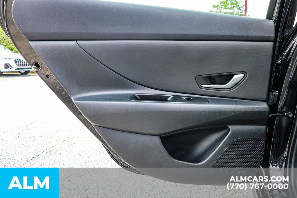 Used 2024 Hyundai Elantra SEL FWD image 47