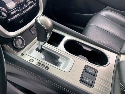 Used 2018 Nissan Murano SL w/ Midnight Edition Package FWD image 17