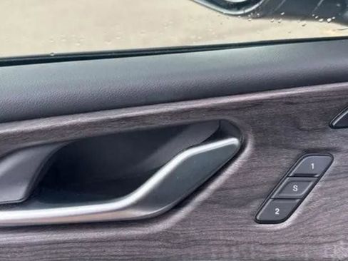 Certified 2024 Jeep Grand Cherokee L Overland w/ Luxury Tech Group IV image 8