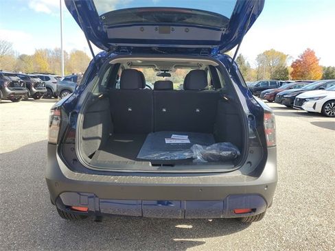 New 2026 Nissan Kicks SV image 5