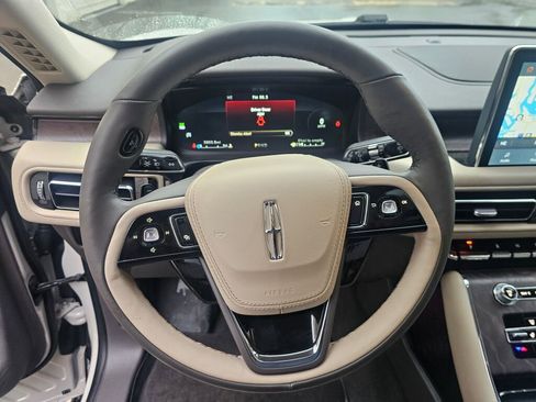 Used 2023 Lincoln Aviator Reserve w/ Equipment Group 201A image 32