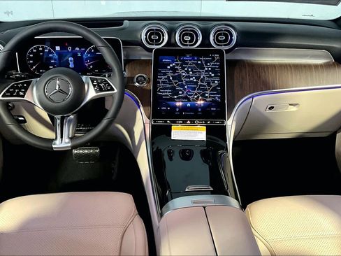 New 2026 Mercedes-Benz GLC 300 4MATIC image 7