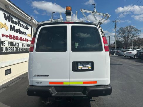 Used 2019 Chevrolet Express 2500 w/ Driver Convenience Package image 5