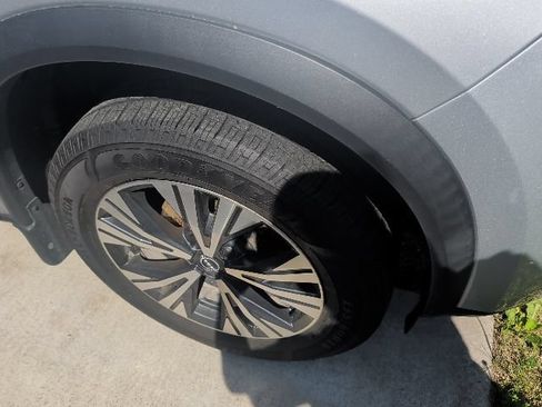 Certified 2022 Nissan Rogue SV AWD/4WD image 4