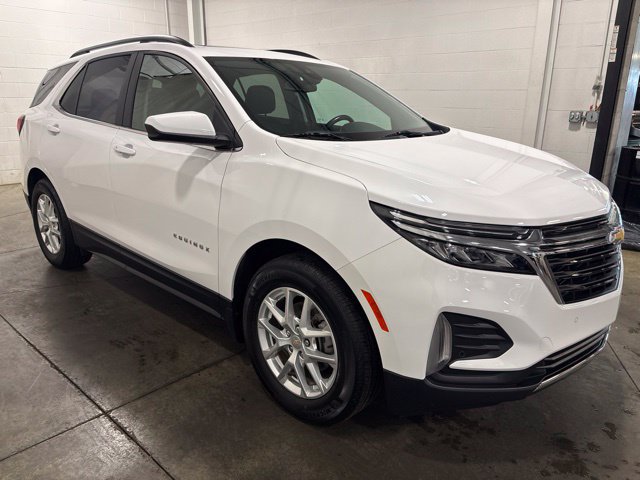 Used 2024 Chevrolet Equinox LT FWD image 3