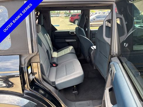 Used 2023 Ford Bronco Outer Banks image 12
