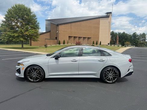 Used 2022 Kia K5 GT FWD image 2