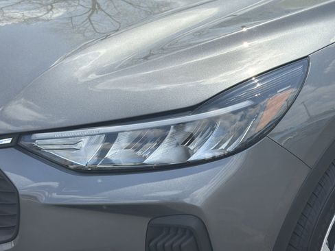 Used 2025 Ford Escape Active FWD image 36