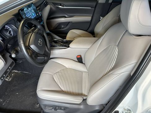 Used 2021 Toyota Camry SE FWD image 20