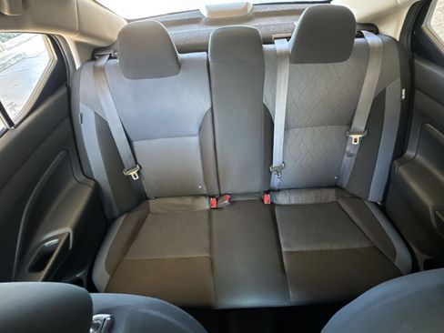 Used 2025 Nissan Versa SV FWD image 15