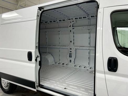 New 2026 RAM ProMaster 2500 w/ Power Group FWD image 21
